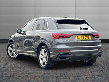Used Audi Q3 2023 for sale - 76676666: Photo