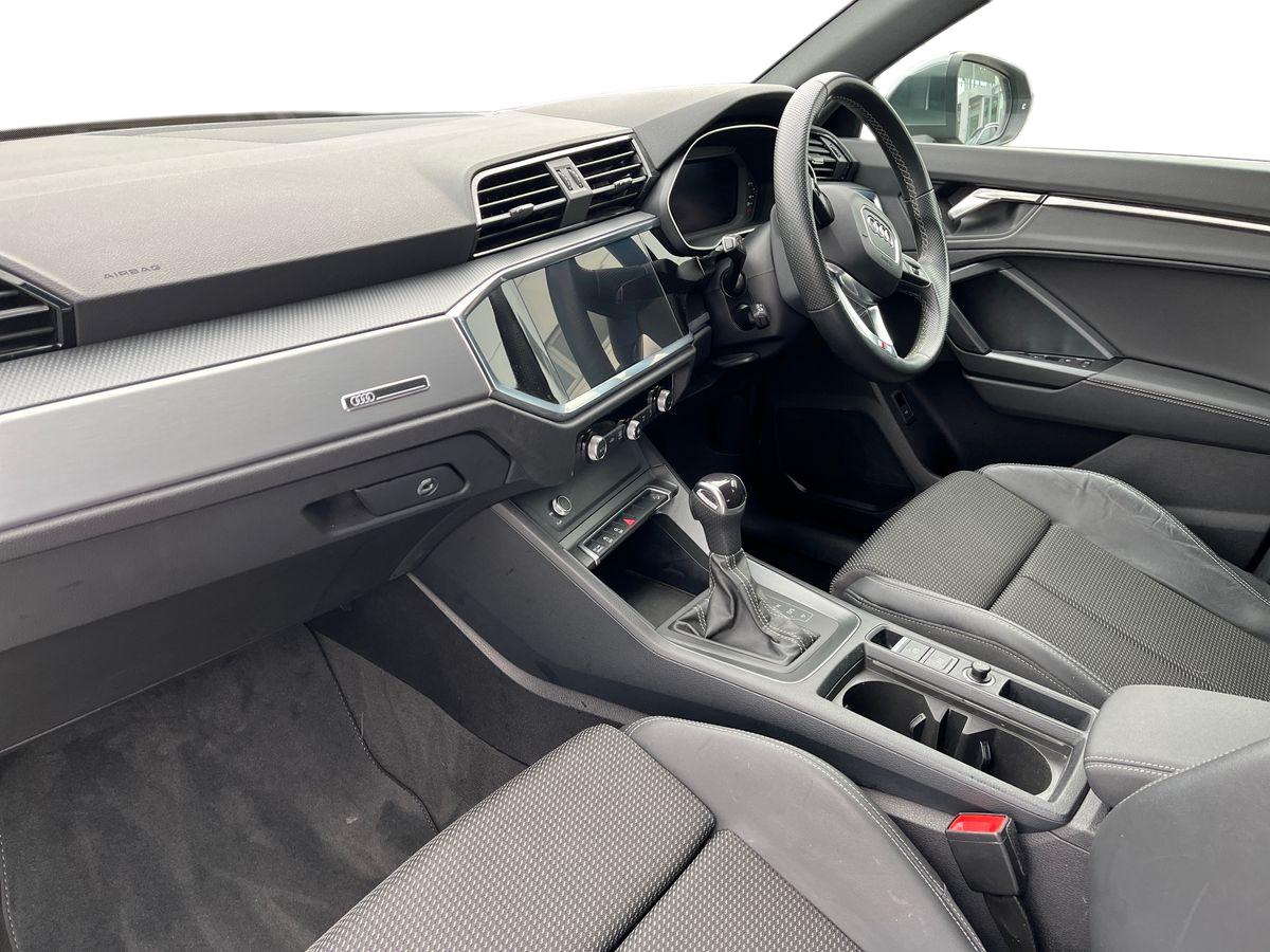 Used Audi Q3 2023 for sale - 76676666: Photo 3