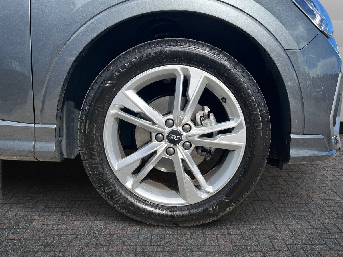 Used Audi Q3 2025 for sale - 76678953: Photo 8