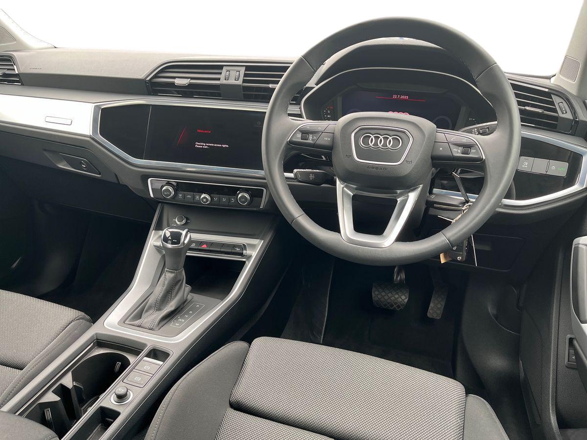 Used Audi Q3 2024 for sale - 76677379: Photo 9