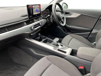 Used Audi A4 2023 for sale - 77972400: Photo