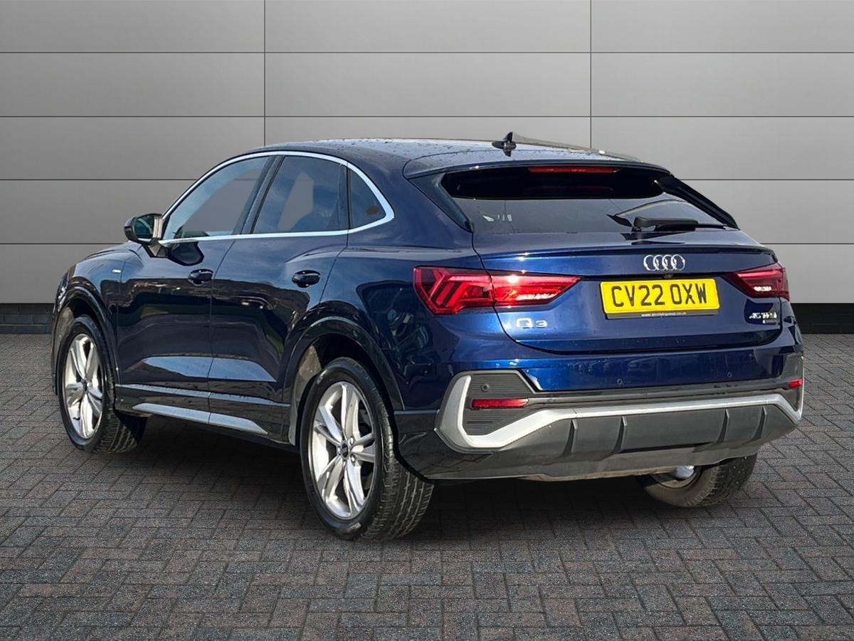 Used Audi Q3 2022 for sale - 77542225: Photo 2