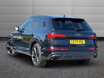 Used Audi Q7 2024 for sale - 76677693: Photo