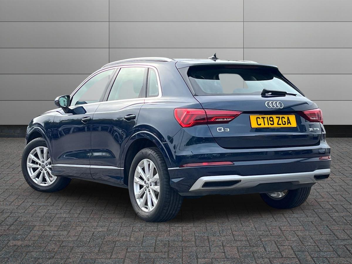 Used Audi Q3 2019 for sale - 76673834: Photo 2