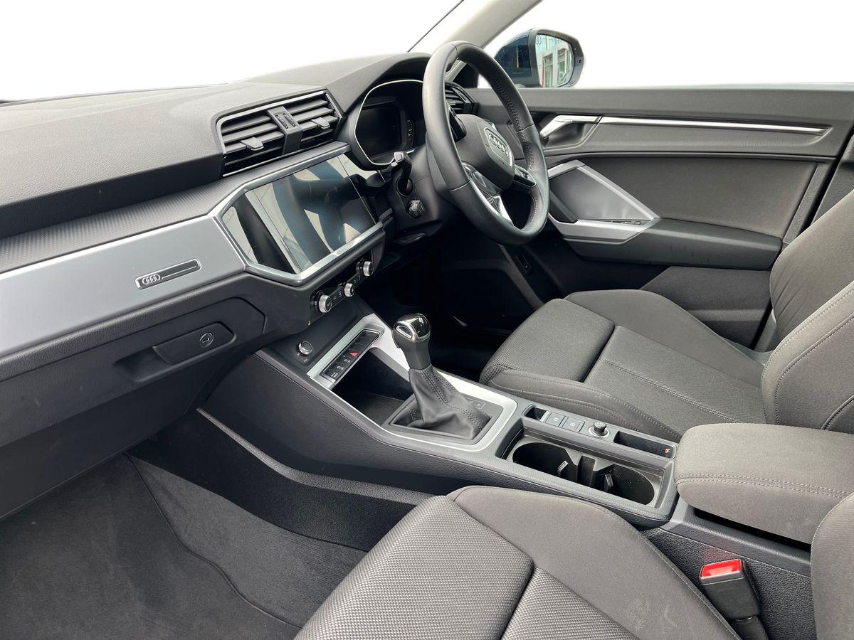 Used Audi Q3 2019 for sale - 76673834: Photo 3