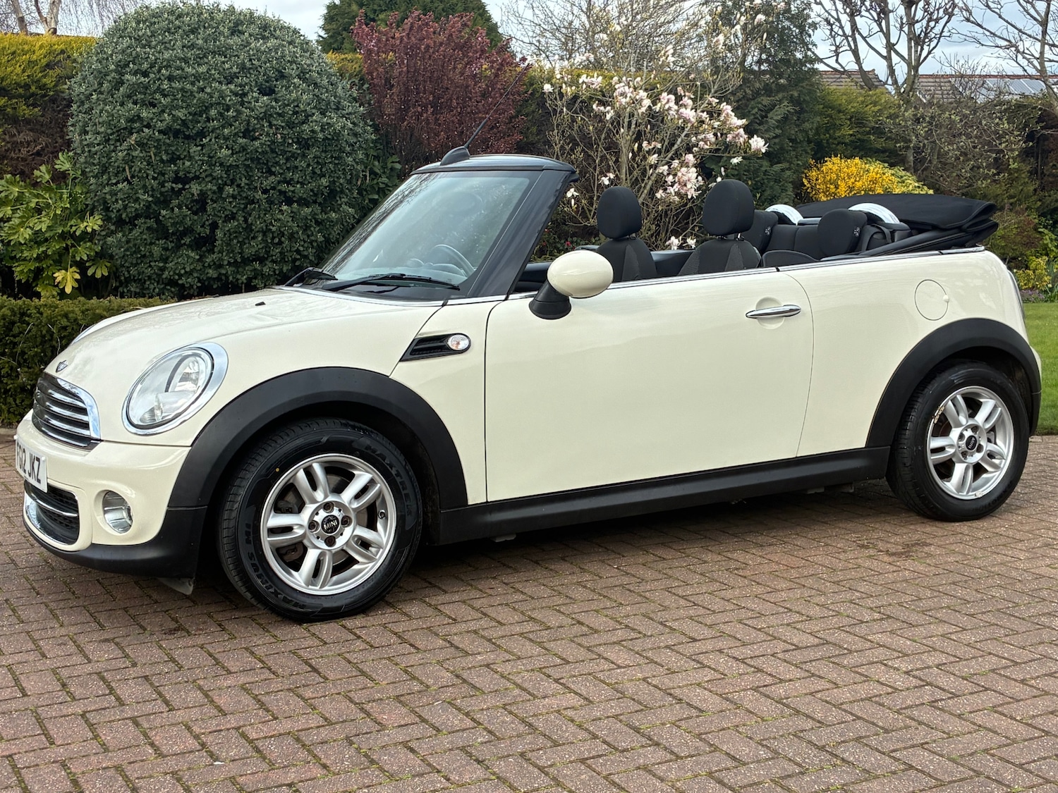 Used MINI Convertible 2012 for sale - 78055778: Photo 18
