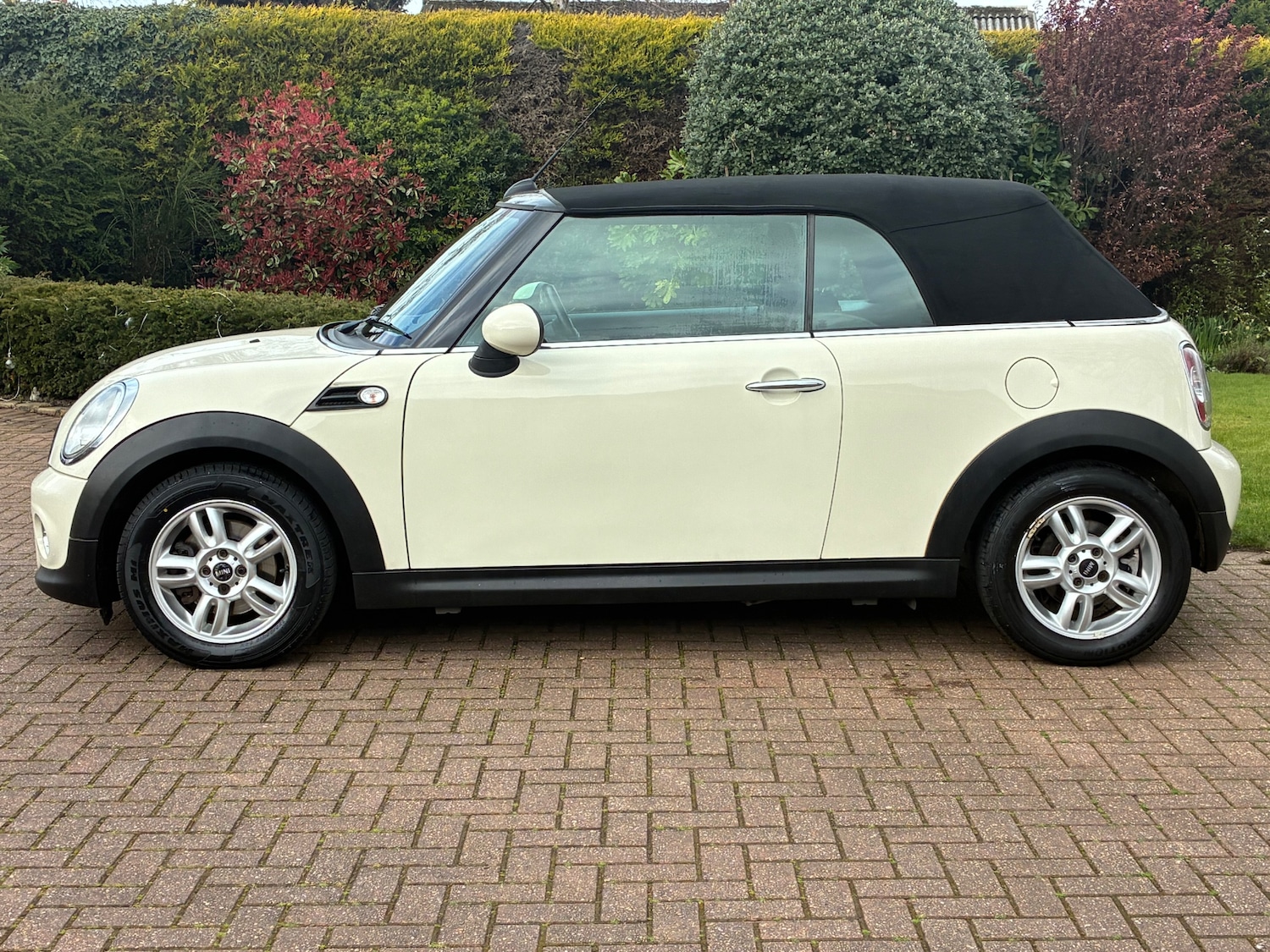 Used MINI Convertible 2012 for sale - 78055778: Photo 20