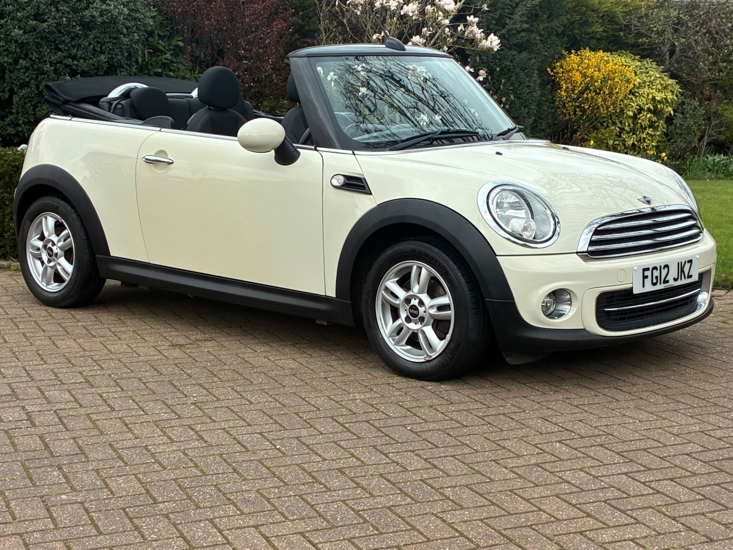 Used MINI Convertible 2012 for sale - 78055778: Photo 3
