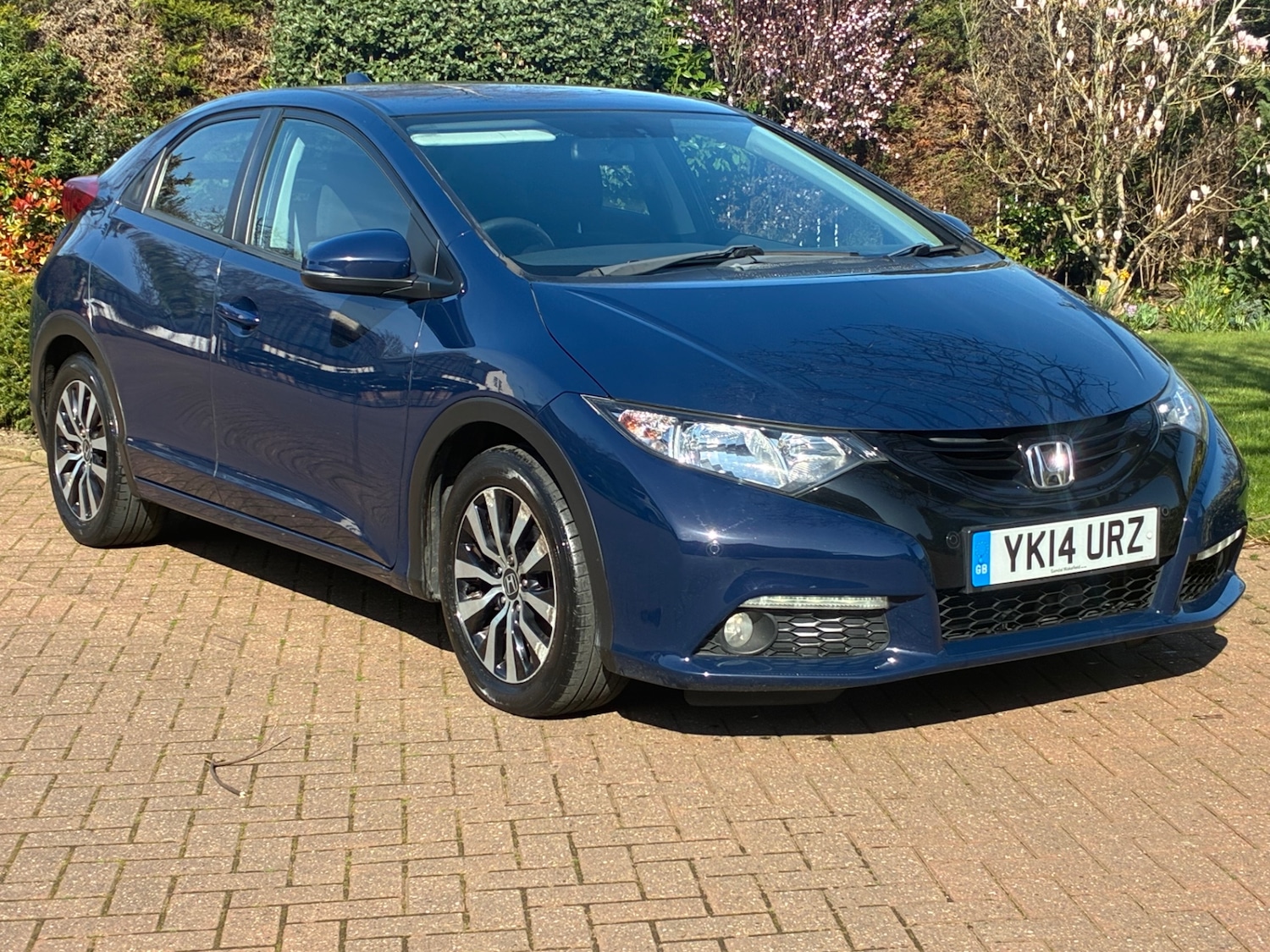 Used Honda Civic 2014 for sale - 77932021: Photo 2