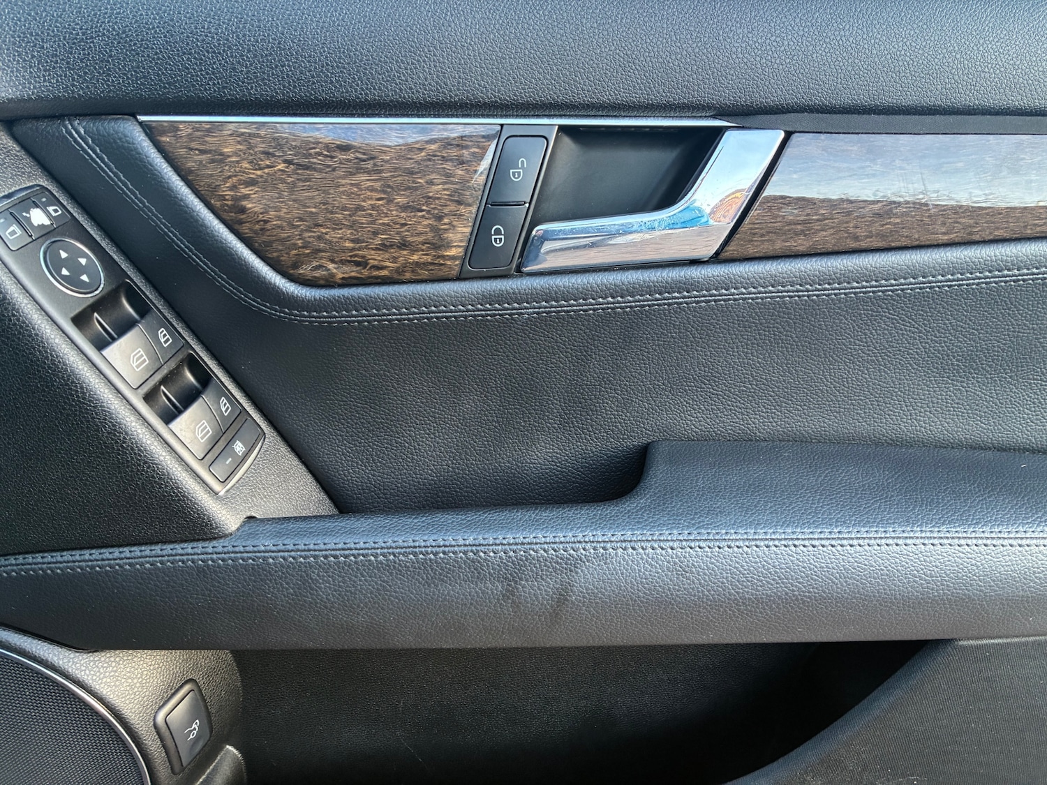 Used Mercedes-Benz C Class 2007 for sale - 77008476: Photo 11