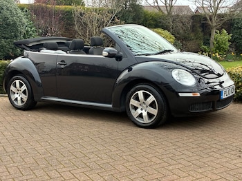 Used Volkswagen Beetle 2010 for sale - 77702052: Photo