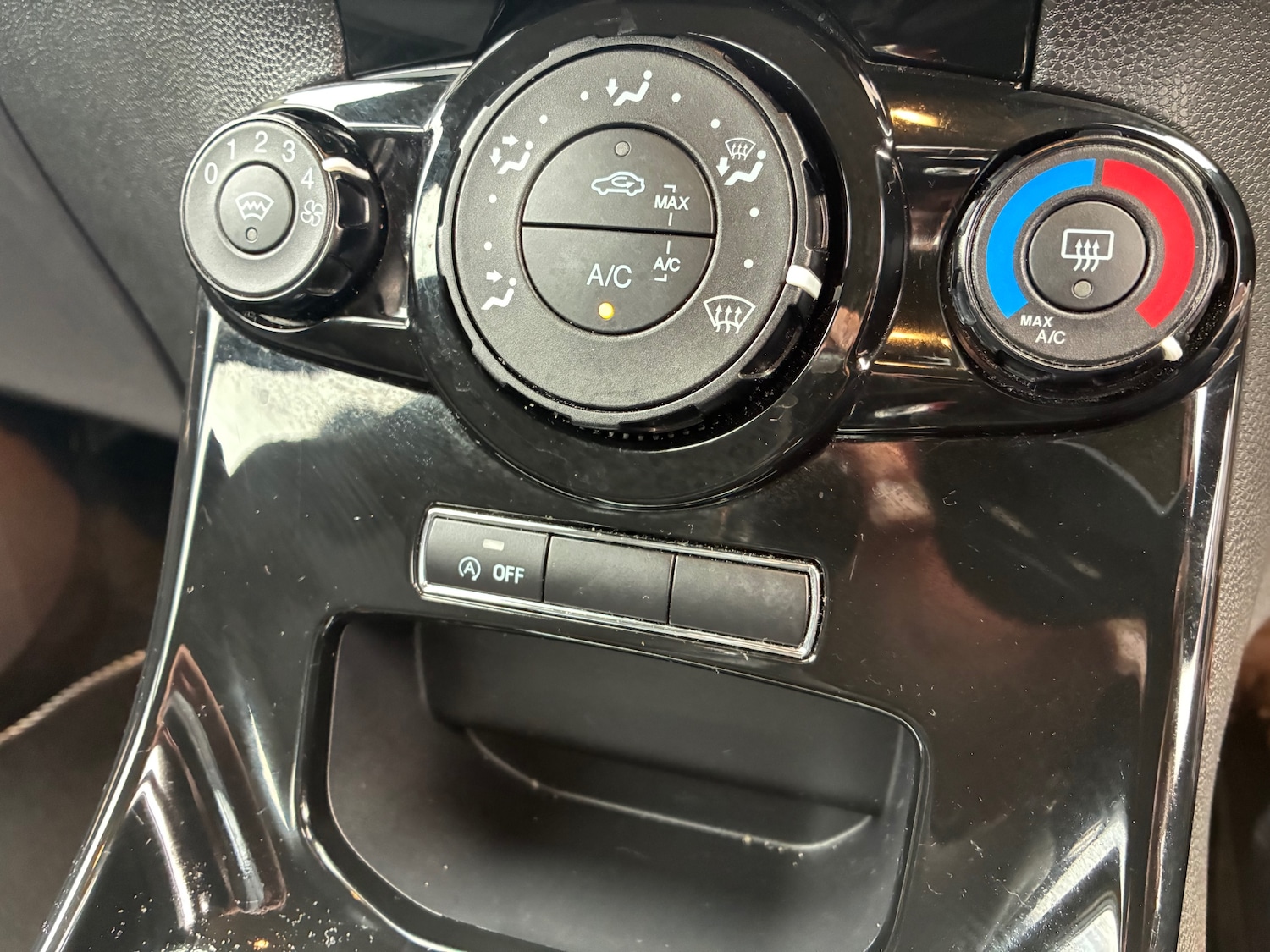 Used Ford Fiesta 2017 for sale - 76559596: Photo 13