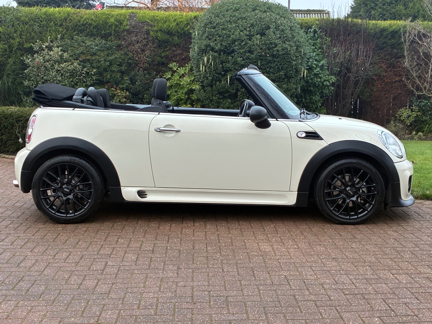 Used MINI Convertible 2015 for sale - 77012440: Photo 16