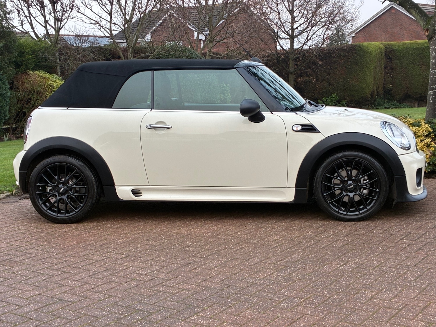 Used MINI Convertible 2015 for sale - 77012440: Photo 27
