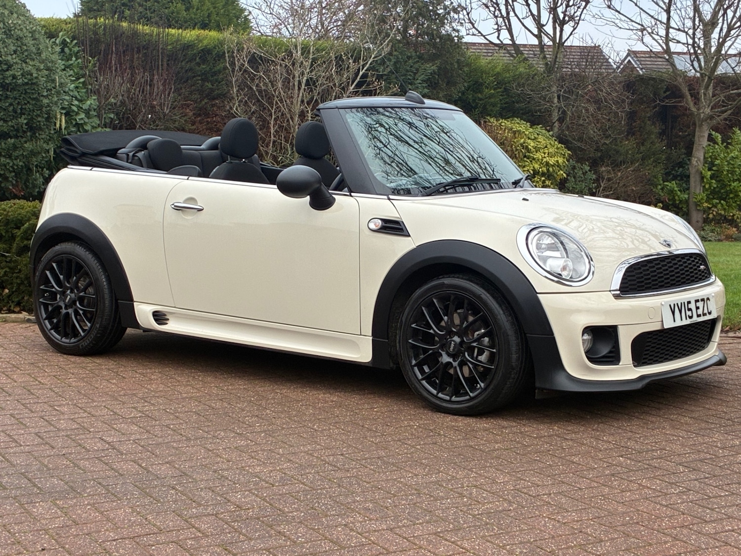Used MINI Convertible 2015 for sale - 77012440: Photo 3
