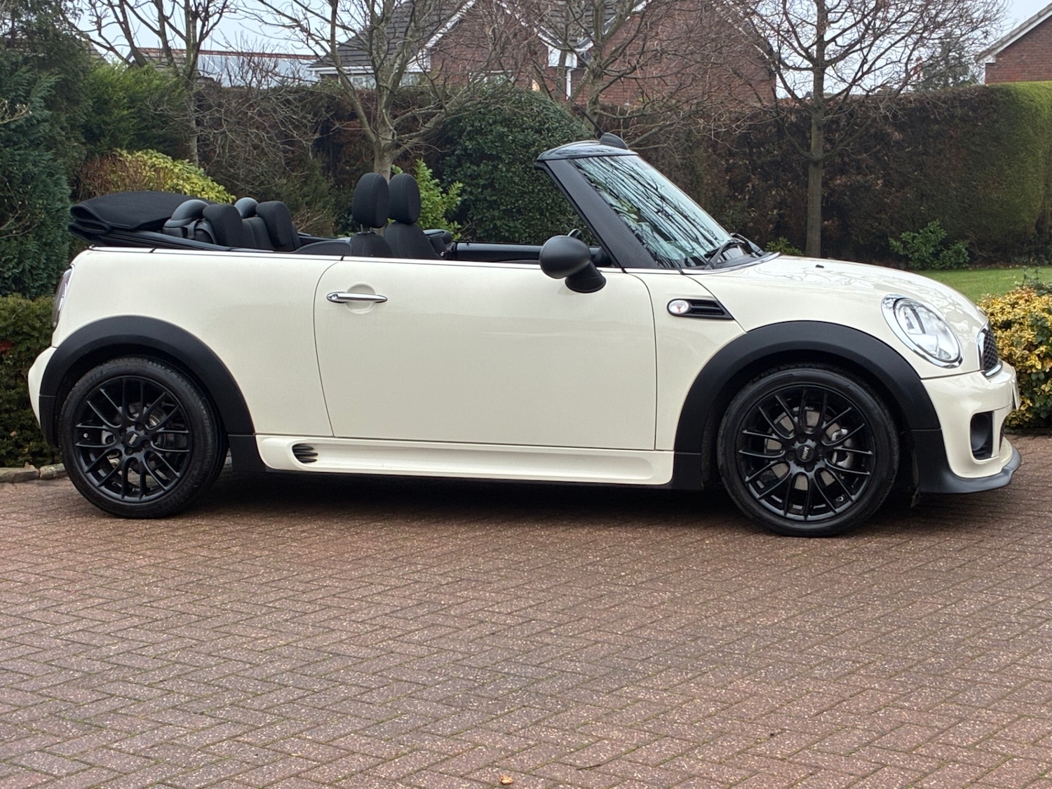 Used MINI Convertible 2015 for sale - 77012440: Photo 4