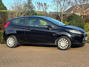 Used Ford Fiesta 2009 for sale - 77556024: Photo