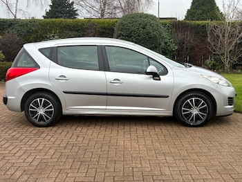 Used Peugeot 207 2011 for sale - 77234664: Photo