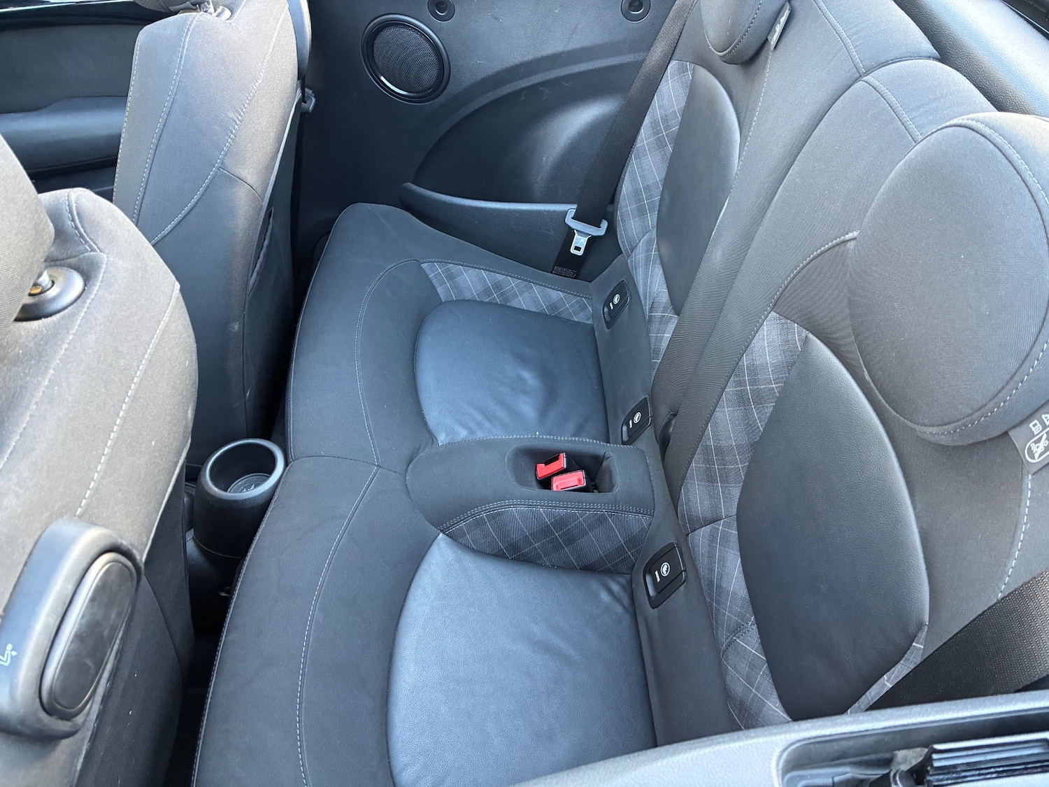 Used MINI Convertible 2018 for sale - 76047560: Photo 14