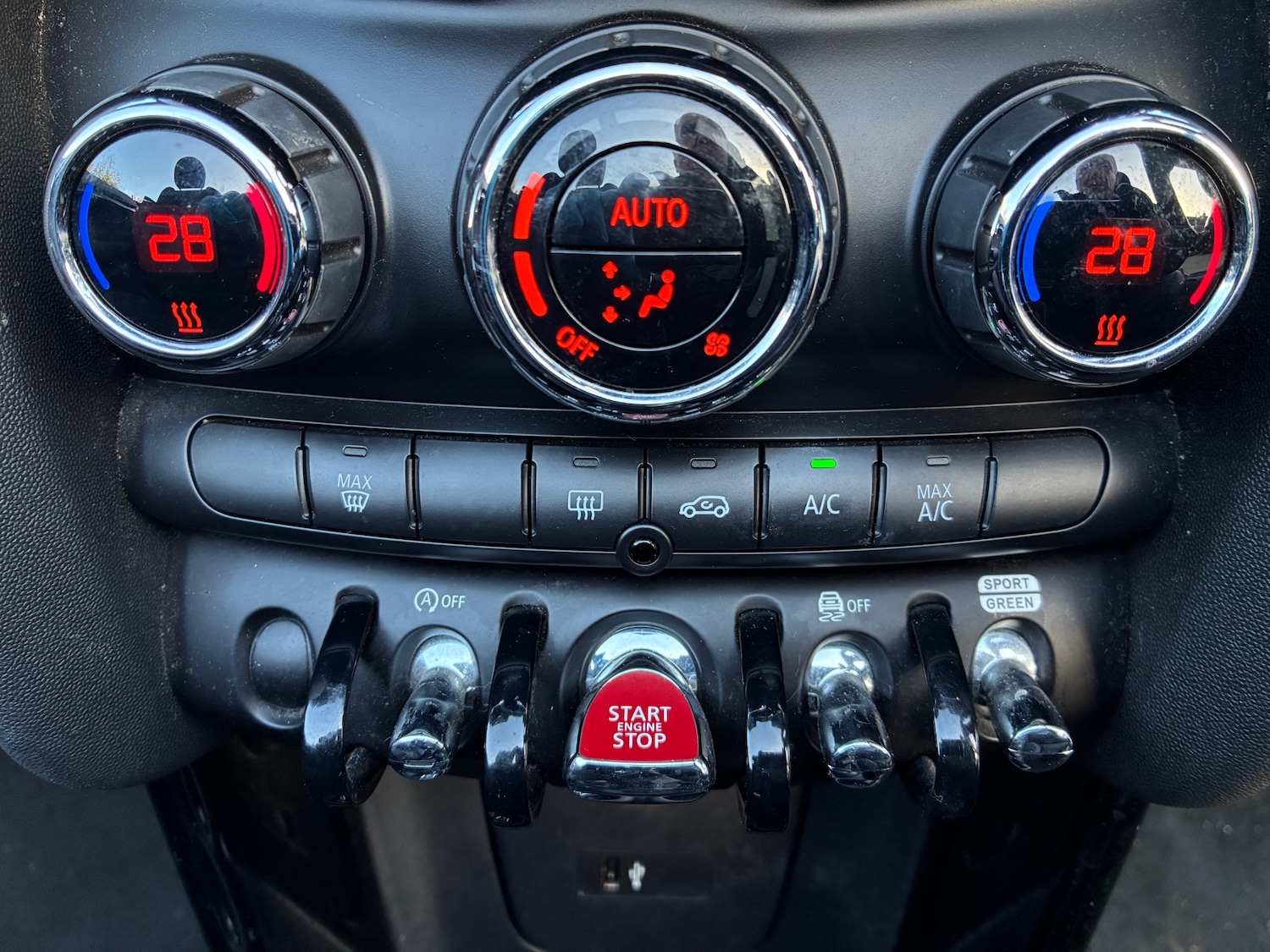 Used MINI Convertible 2018 for sale - 76047560: Photo 18