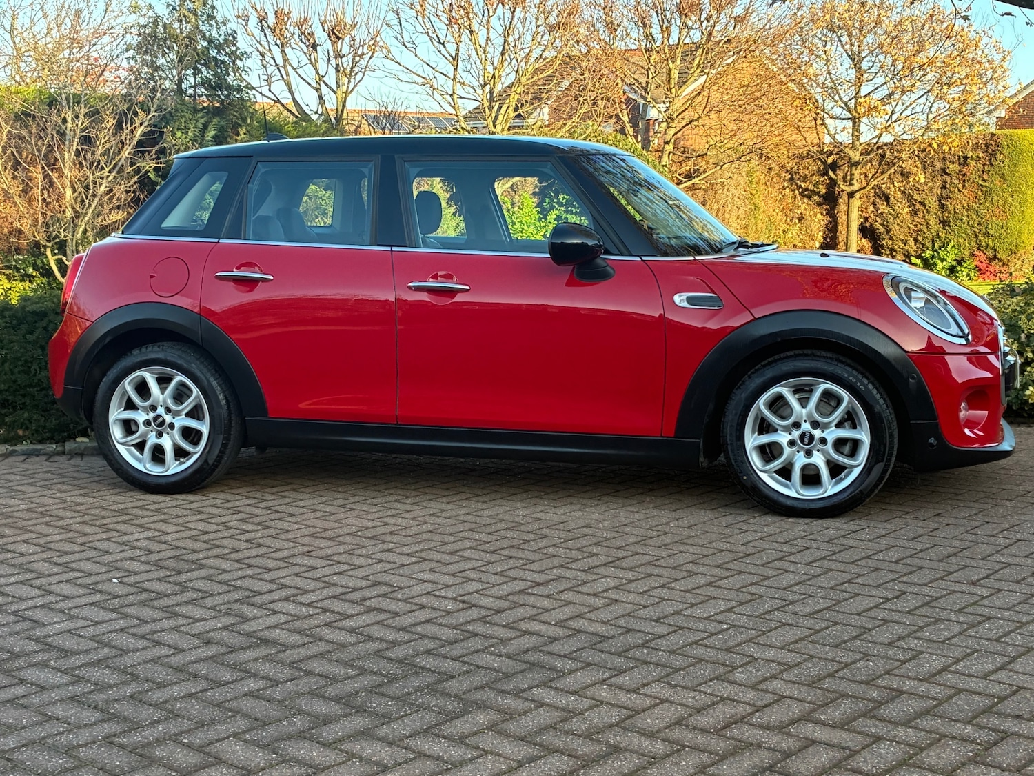 Used MINI Hatch 2018 for sale - 76777457: Photo 4