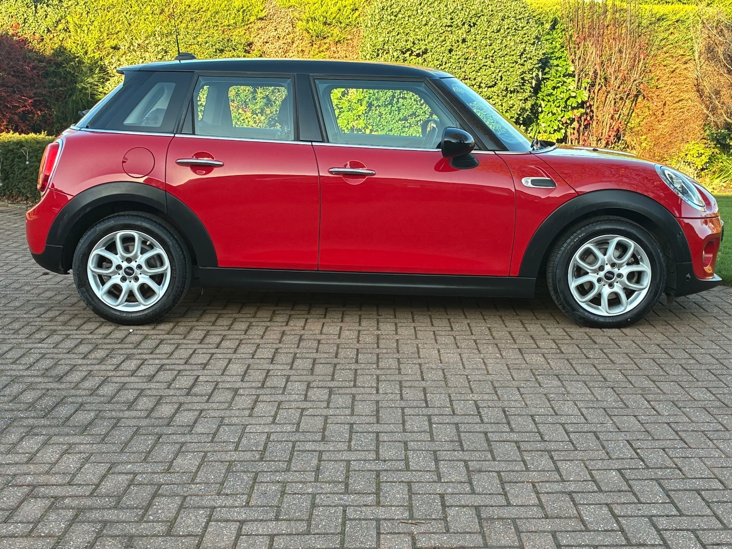 Used MINI Hatch 2018 for sale - 76777457: Photo 8