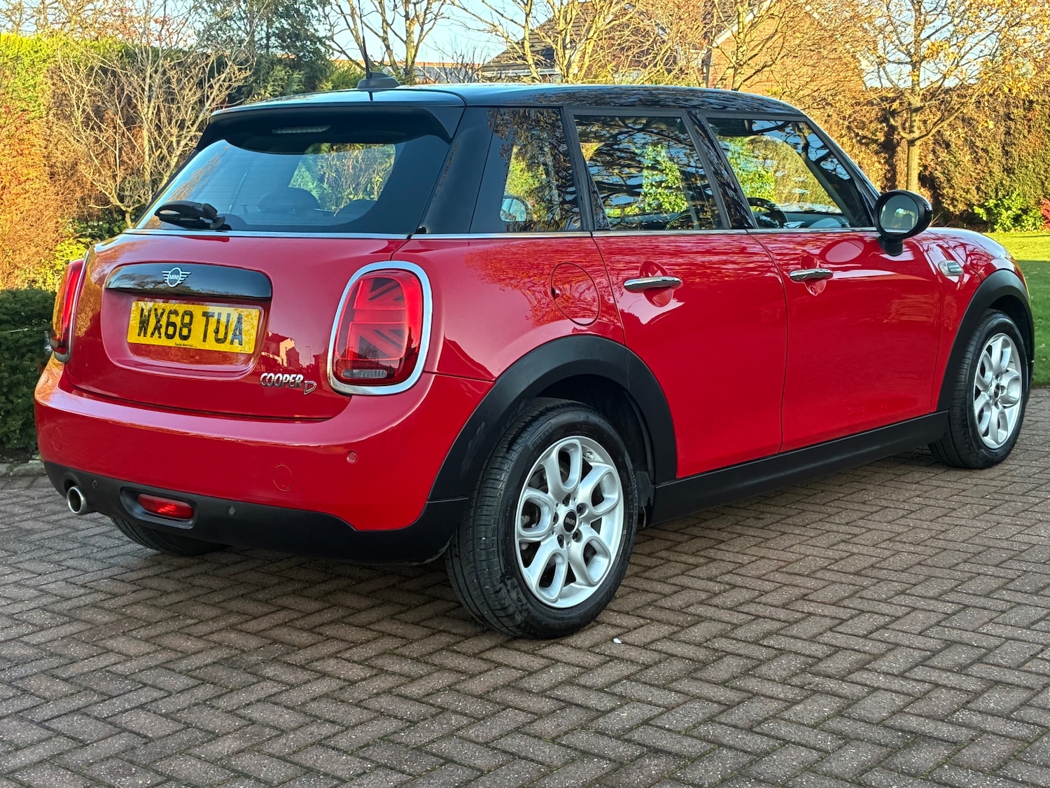Used MINI Hatch 2018 for sale - 76777457: Photo 9