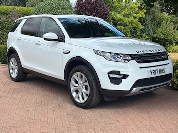 Used Land Rover Discovery Sport 2017 for sale - 79430733: Photo