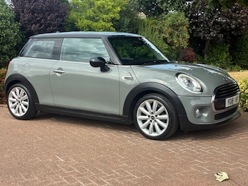 Used MINI Hatch 2018 for sale - 79287698: Photo