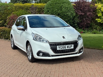 Used Peugeot 208 2016 for sale - 78477213: Photo