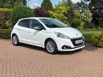Used Peugeot 208 2016 for sale - 78477213: Photo