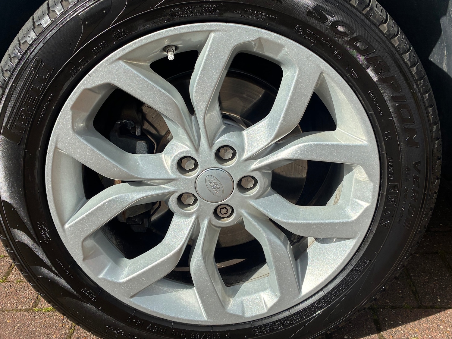 Used Land Rover Discovery Sport 2017 for sale - 78165958: Photo 20