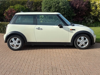 Used MINI Hatch 2006 for sale - 78270255: Photo