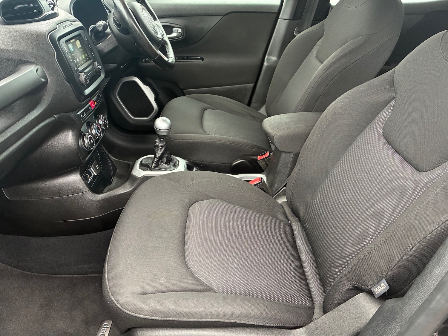 Used Jeep Renegade 2016 for sale - 77475047: Photo 9