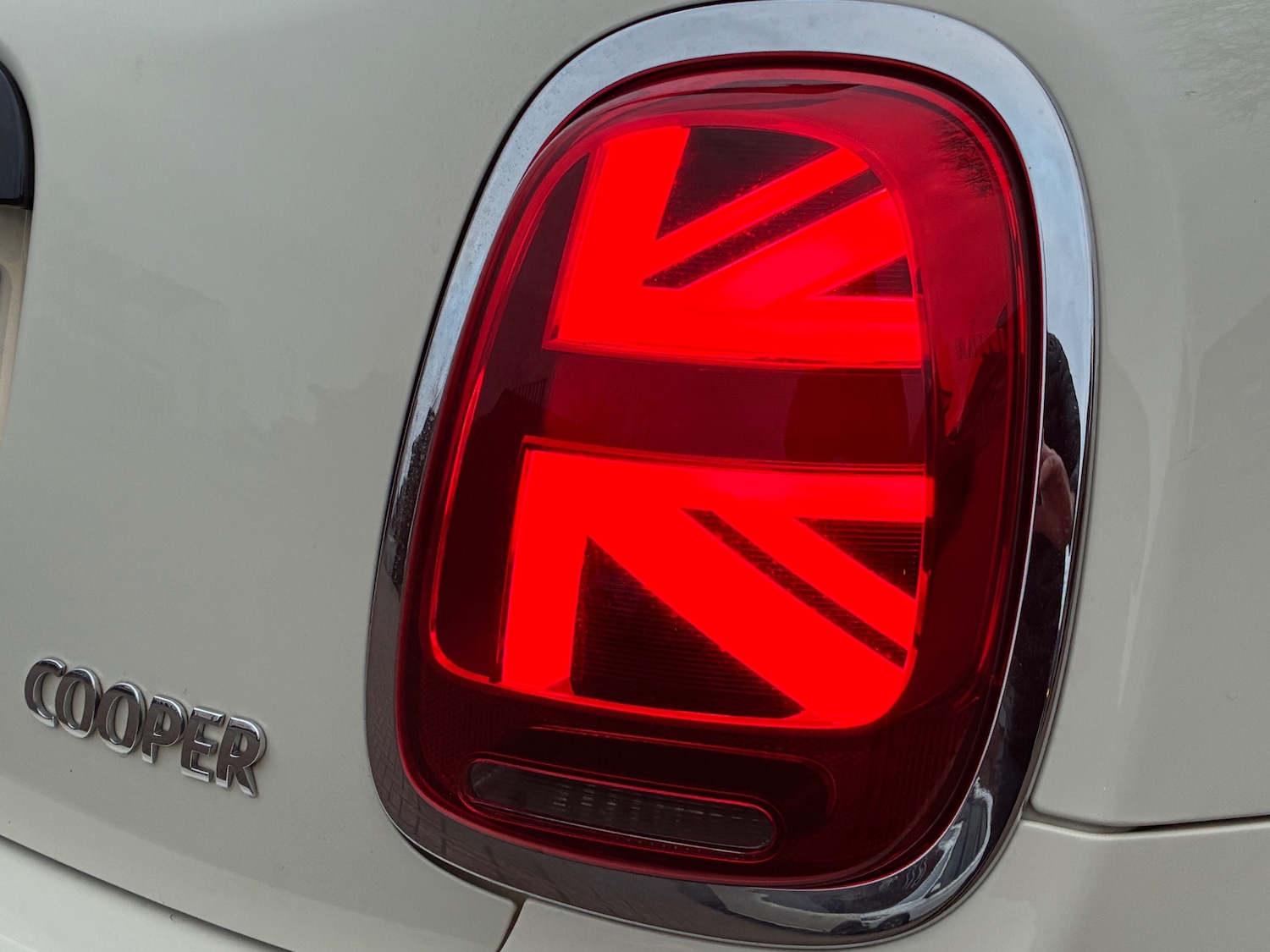 Used MINI Hatch 2018 for sale - 77112828: Photo 12