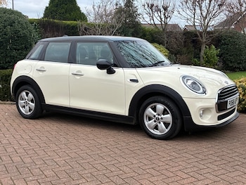 Used MINI Hatch 2018 for sale - 77112828: Photo
