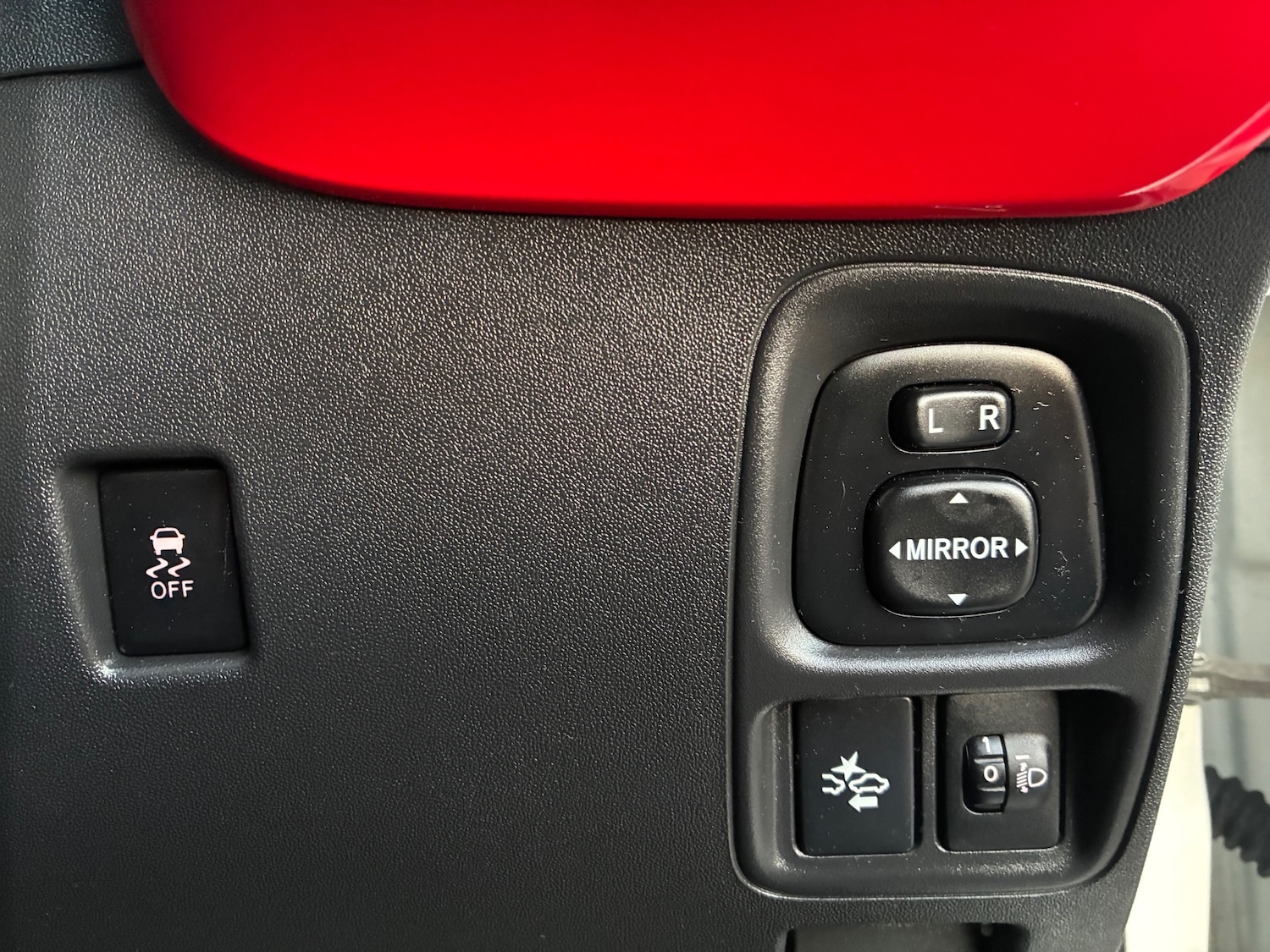 Used Peugeot 108 2017 for sale - 77129705: Photo 15