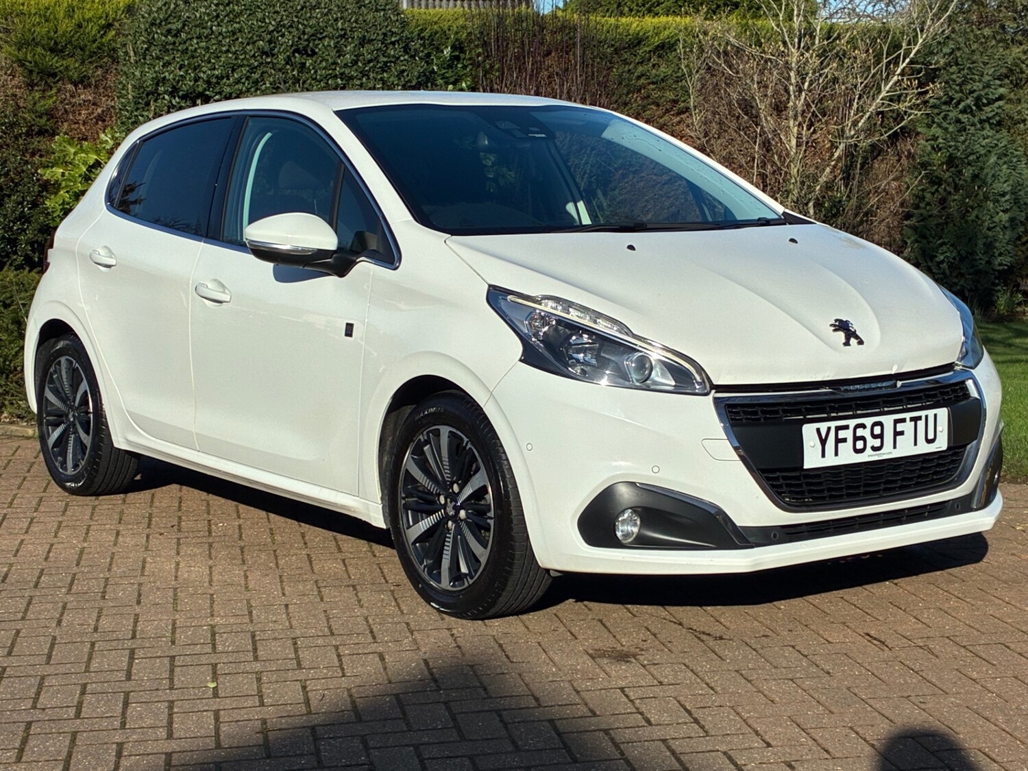 Used Peugeot 208 2019 for sale - 77530595: Photo 2