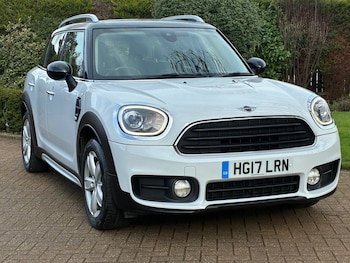 2017 (17) - 2.0 Cooper D 5dr Auto