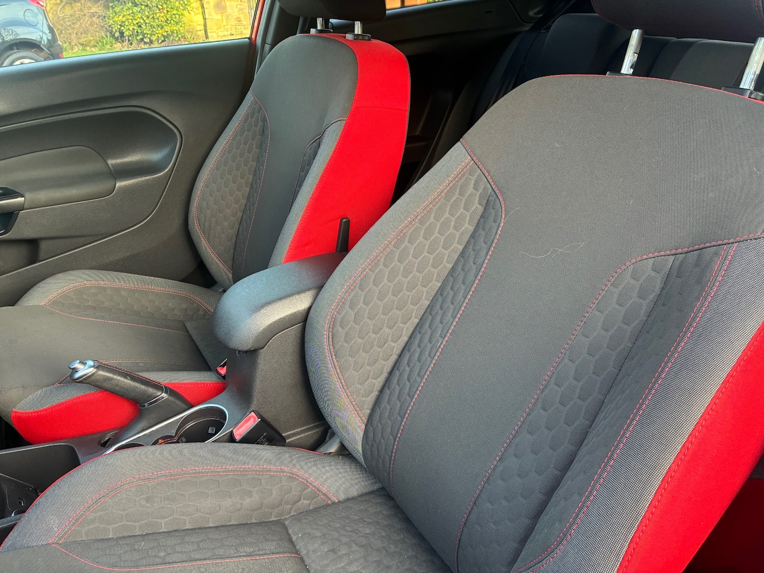 Used Ford Fiesta 2017 for sale - 77638701: Photo 11