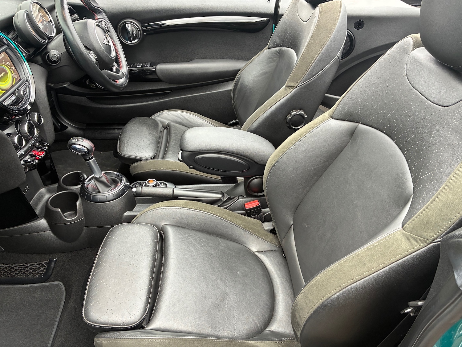 Used MINI Convertible 2017 for sale - 77630461: Photo 10