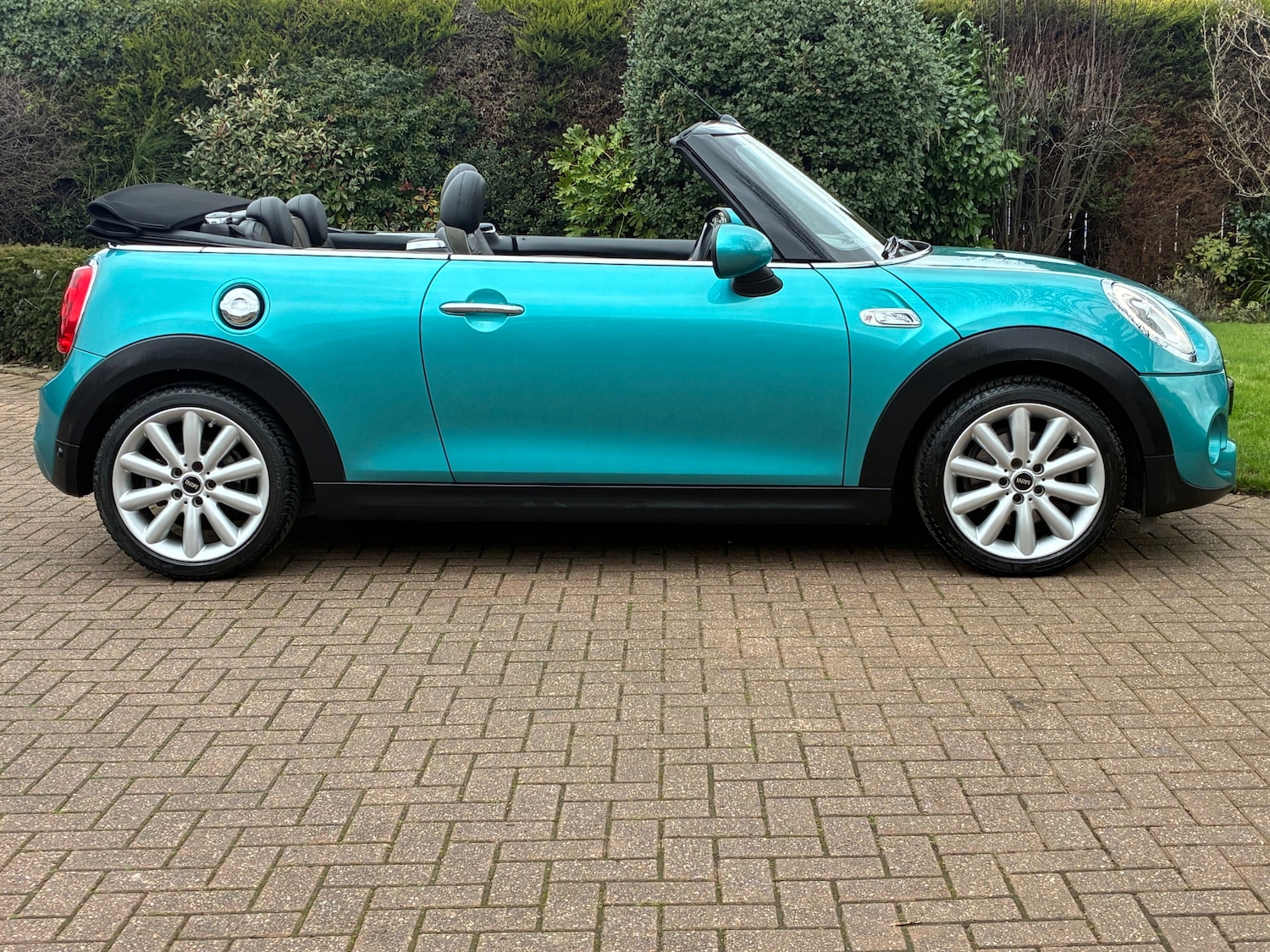 Used MINI Convertible 2017 for sale - 77630461: Photo 6