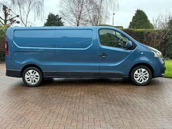 Used Renault Trafic 2017 for sale - 77310788: Photo