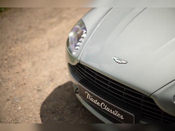 Used Aston Martin Vantage 2009 for sale - 79010220: Photo