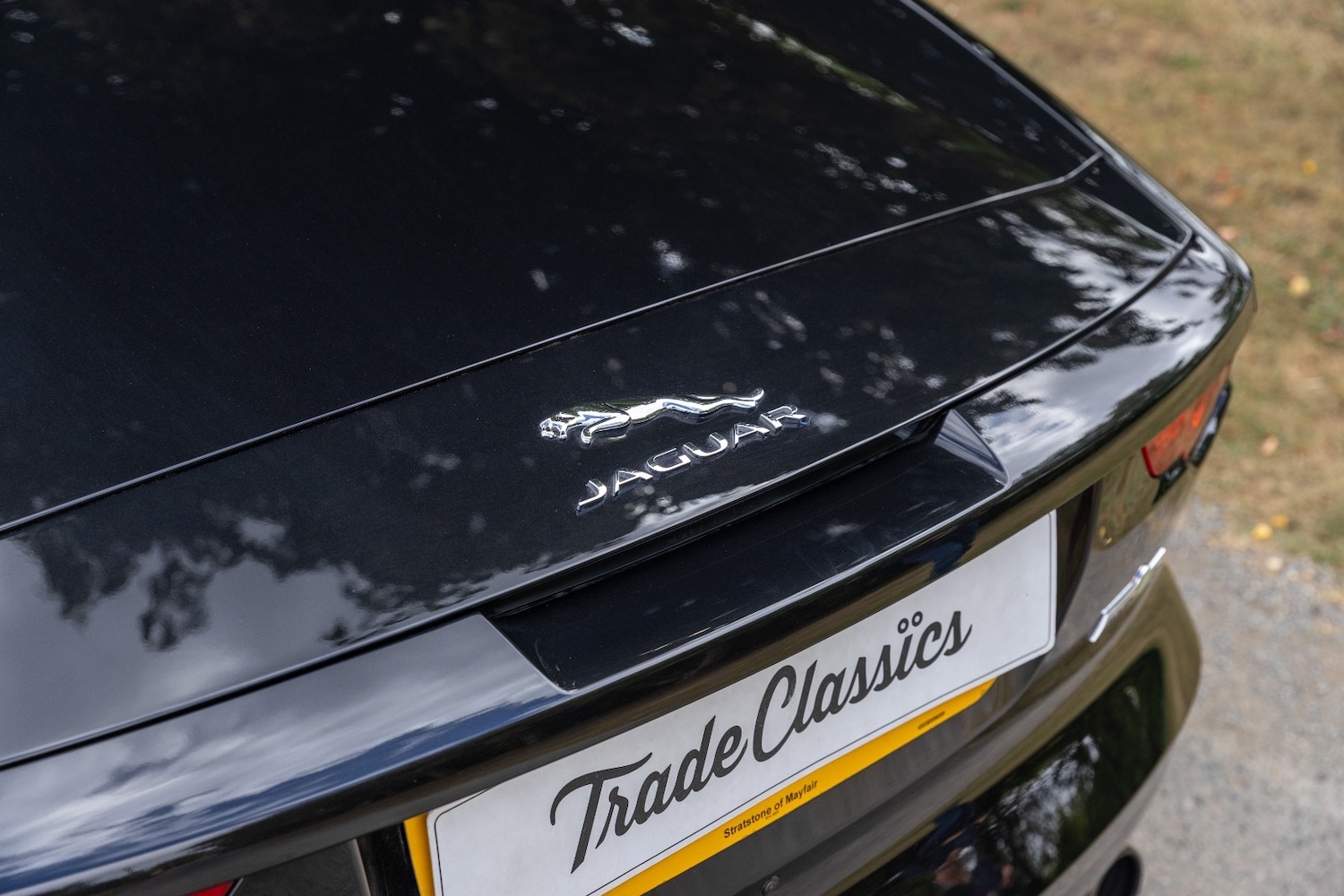 Used Jaguar F-Type 2015 for sale - 76908195: Photo 4