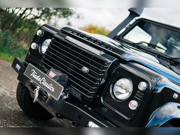 Used Land Rover Defender 2015 for sale - 76415066: Photo