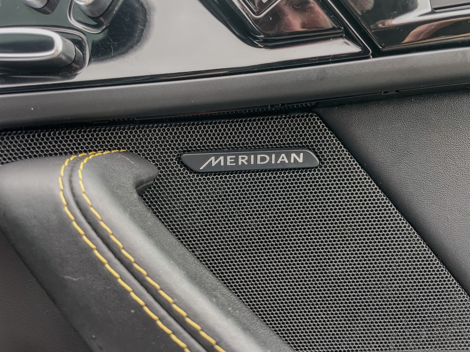 Used Jaguar F-Type 2017 for sale - 76568333: Photo 9