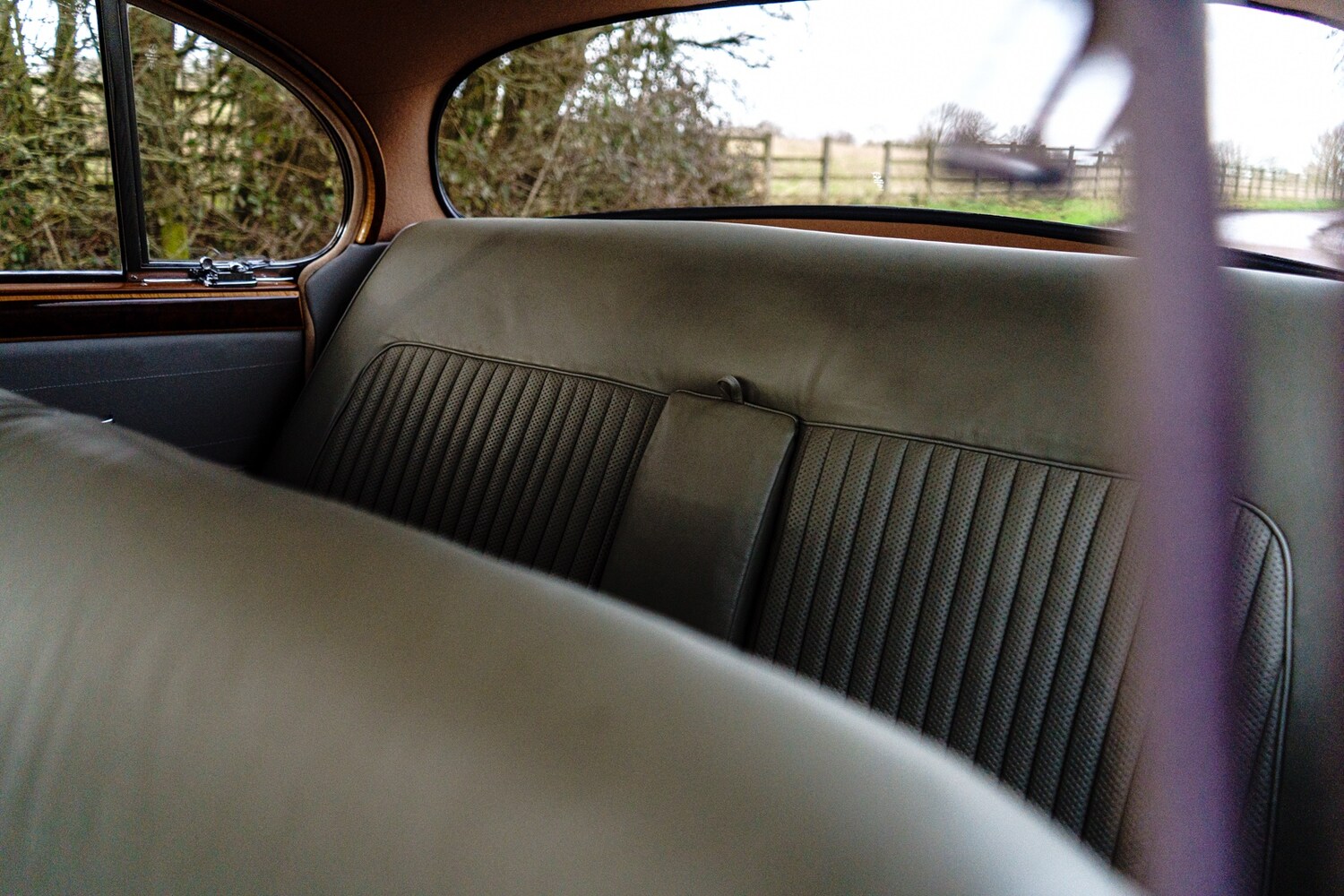 Used Daimler V8 1969 for sale - 77622781: Photo 7