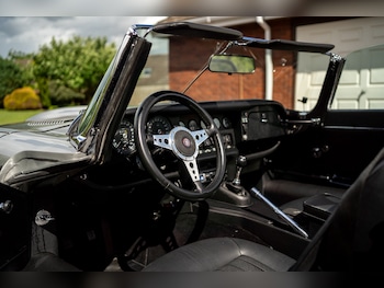 Used Jaguar E-Type 1971 for sale - 78883000: Photo