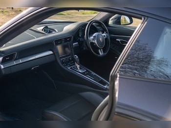 Used Porsche 911 2012 for sale - 77873122: Photo